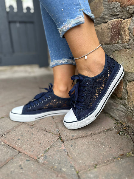 Converse crochet ox trainer deals