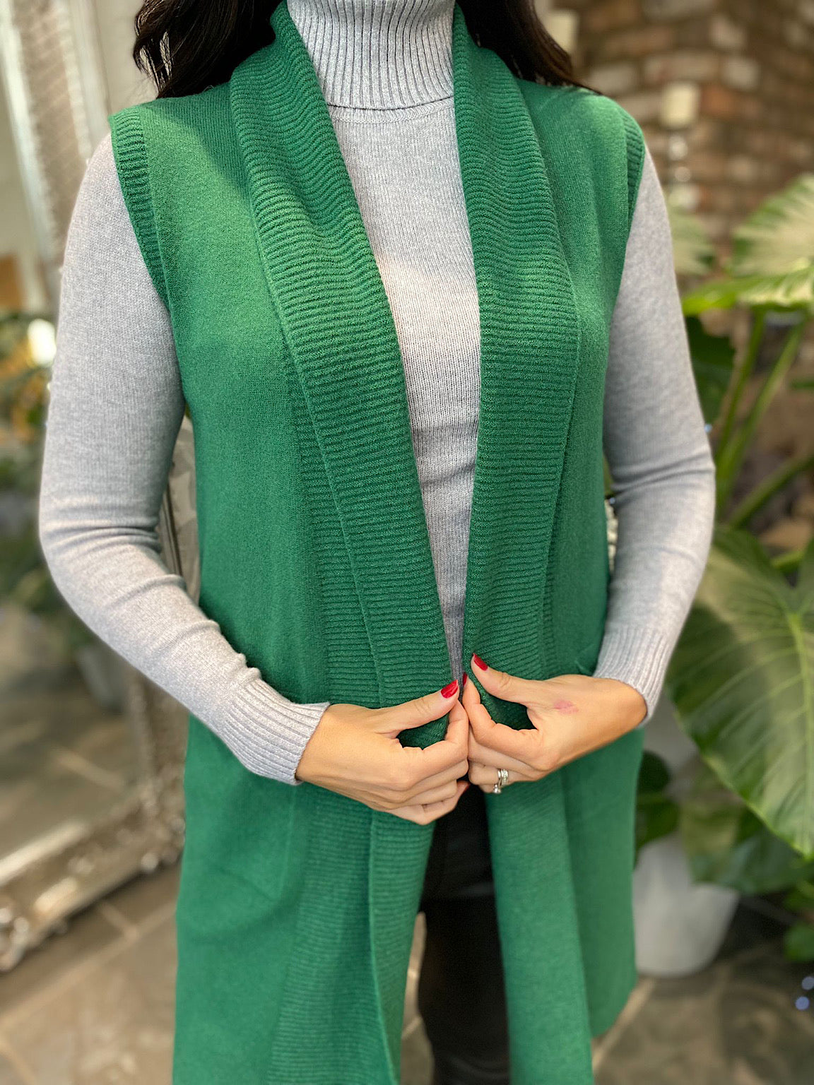 Green on sale sleeveless cardigan