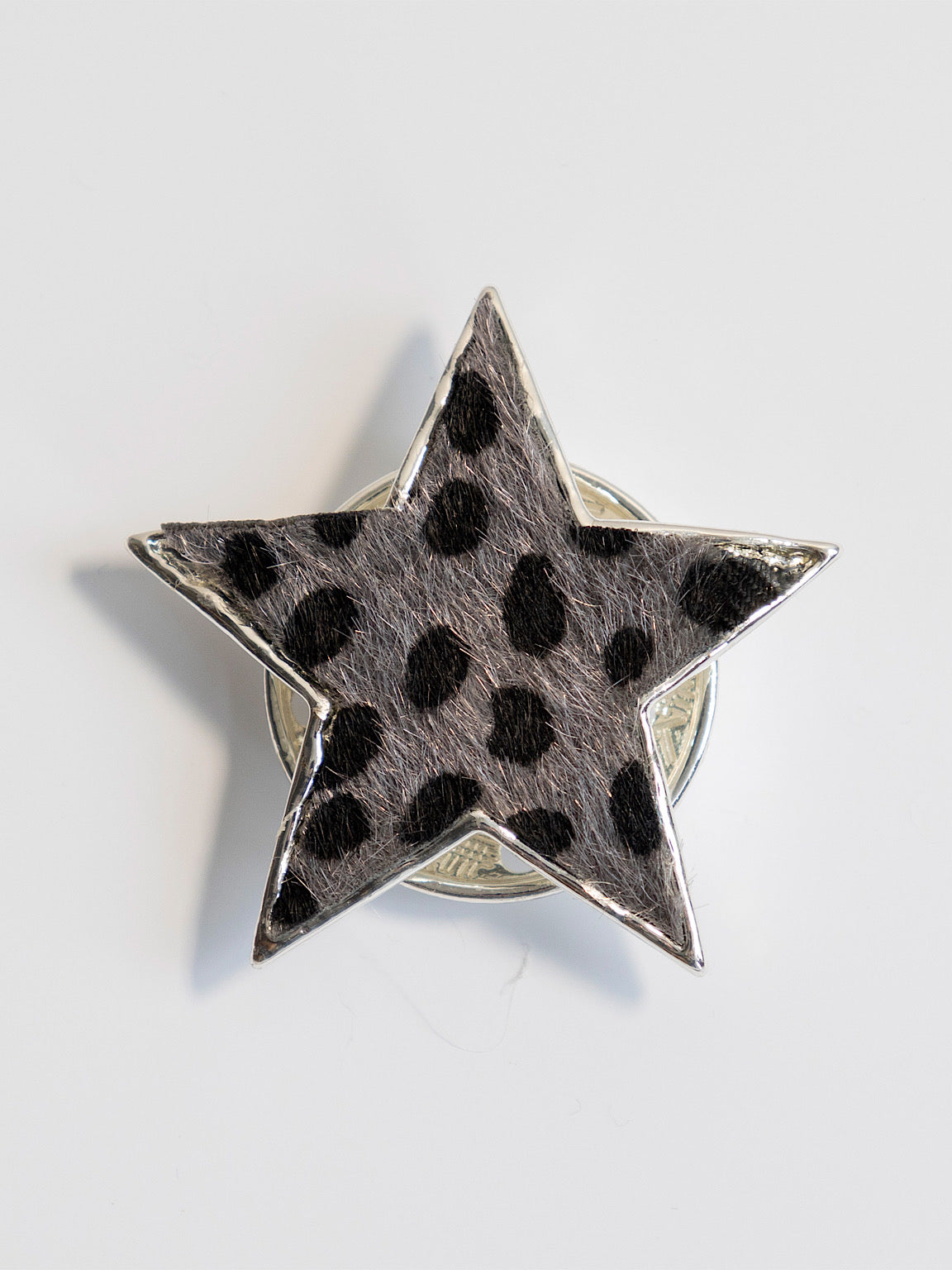 Silver star store brooch