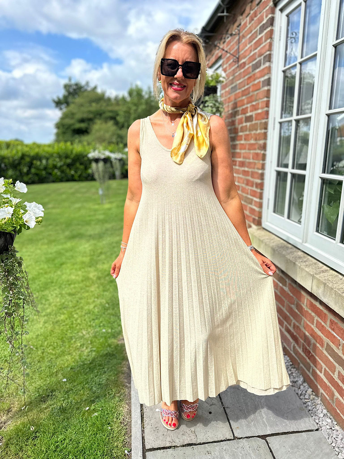 Gold Shimmer Pleated Dress Adrianne – Tillett's